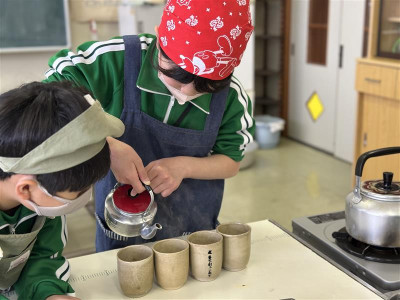 41e9db71-779a-4de7-a647-14c39894a7f4