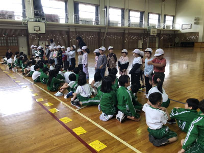 932203a2-d076-413e-acb1-d1eef7ebc2f0