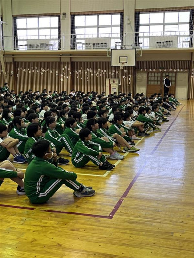 a6a9067c-fa39-4c9f-9ae2-26630135acf3