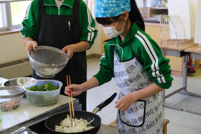 2e44570f-71b5-4f8f-a721-6ccbbe694518