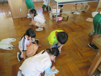 0930 ぺったんころころ (1)