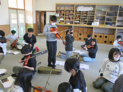 42a54d13-f7cb-4e87-a4c4-58691236b1f6