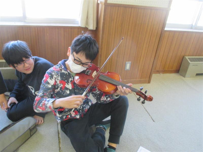 ea4b5883-c64b-4cb4-9766-230991213d8f