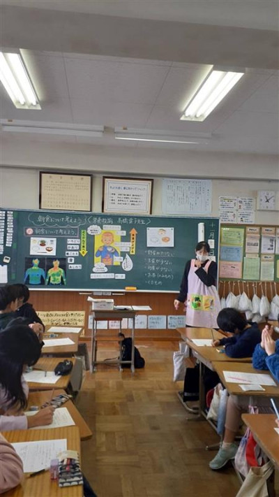 9c84e018-073b-444e-9db7-859c07c2bb25