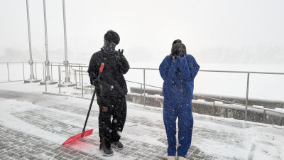 PXL_20251211_223740849