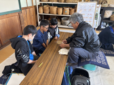 7F130D2A-170B-4563-A820-F929D9A4C69D