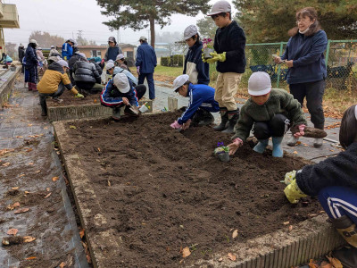 PXL_20251117_005217120.MP